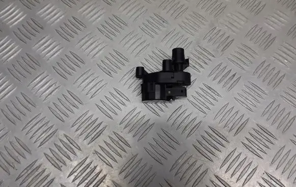 Seat Alhambra (Mk1) Central body control module 7M3907511D