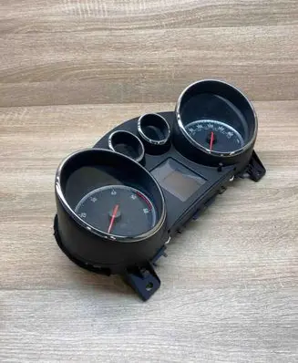 Opel Astra J Speedometer (instrument cluster) 13355667 AB2C