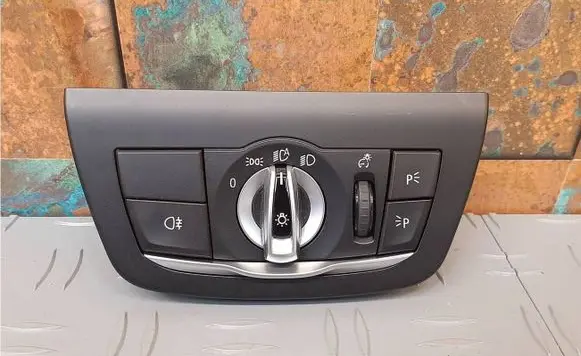 BMW X4 G02 Light switch 5A67870 9472965 61319472965