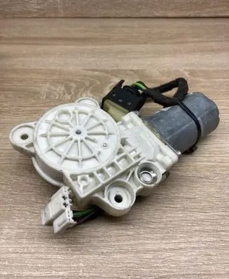 Mercedes-Benz E W211 Front door window regulator motor A2118203042 0130821971