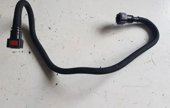 Opel Movano B Fuel line pipe