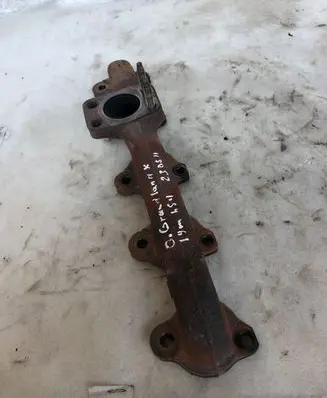 Opel Grandland X Exhaust manifold