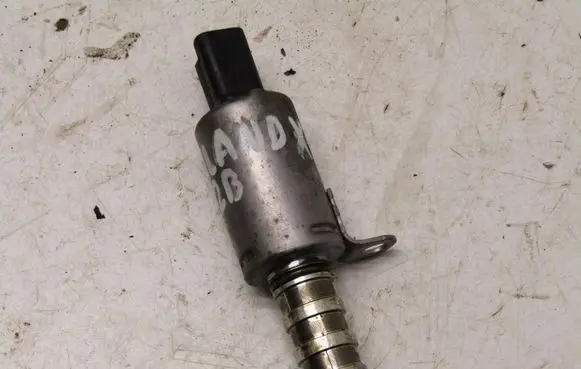 Opel Crossland X Camshaft vanos timing valve 9825813780