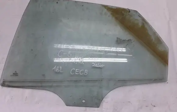 Citroen C5 Front door window glass four-door