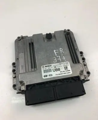 KIA Ceed Engine control unit/module ECU 391402A880 0281032871