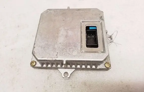 Headlight ballast module Xenon