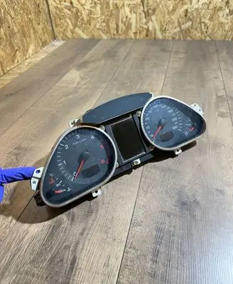 Audi Q7 4L Speedometer (instrument cluster)