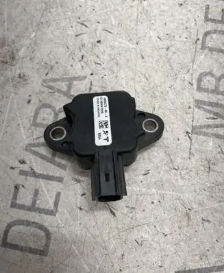Tesla Model S Airbag deployment crash/impact sensor 100527500D