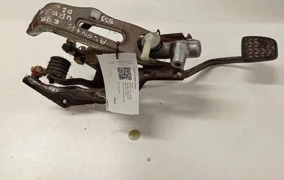 Toyota Avensis Verso Clutch pedal