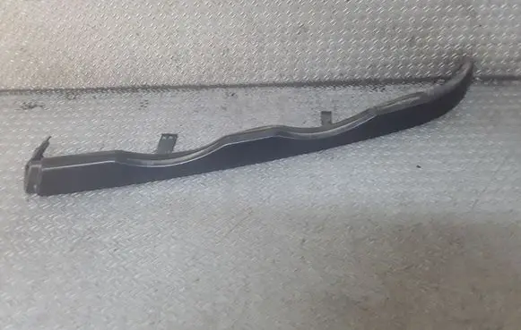 BMW 3 E46 Under headlight/headlamp trim 51138208481
