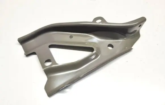 Tesla Model Y Fender mounting bracket 1487695s0a