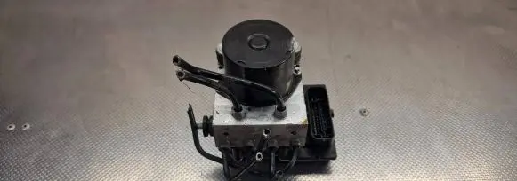 Seat Ibiza IV (6J,6P) ABS Pump 6R0907379AK 6R0907379AF