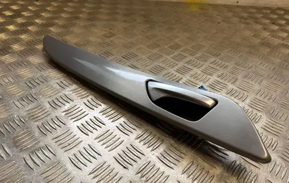 Mercedes-Benz GLE (W166 - C292) Front door interior handle A1667600661