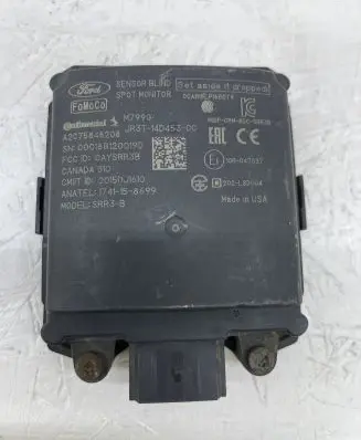 Dodge Durango III Blind spot module 68418245AB