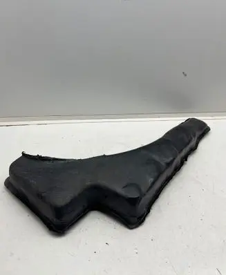 Mercedes-Benz V Class W447 Fender foam support/seal A4476801500 ZGS003Q004