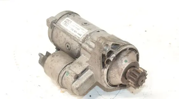 Volkswagen Golf VII Starter motor 02E911023T