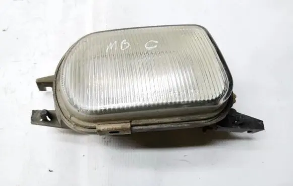 Mercedes-Benz C W203 Front fog light 2158200556 1na007976-01