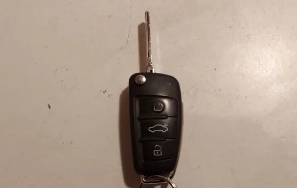Audi A6 S6 C6 4F Ignition key/card 4F0837220R