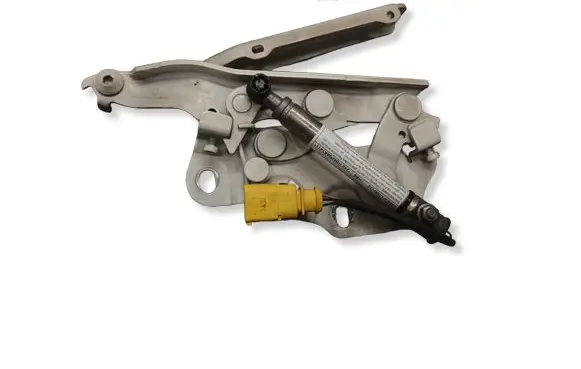 Audi A3 S3 8V Engine bonnet/hood hinges 8V0823301