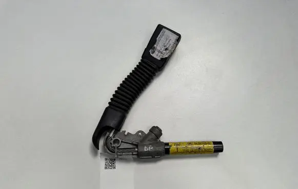 BMW X5 E53 Front seatbelt buckle 8408760