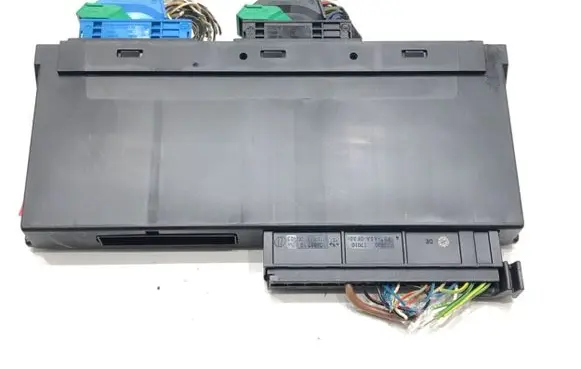 BMW 1 E81 E87 Central body control module 9229873