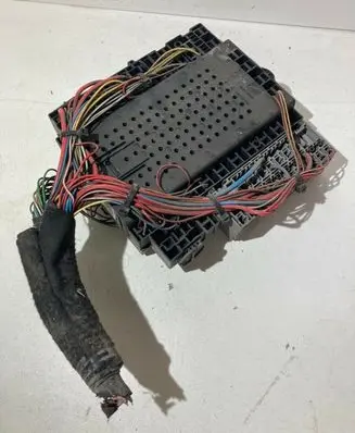 Volvo S80 Fuse module 9452773