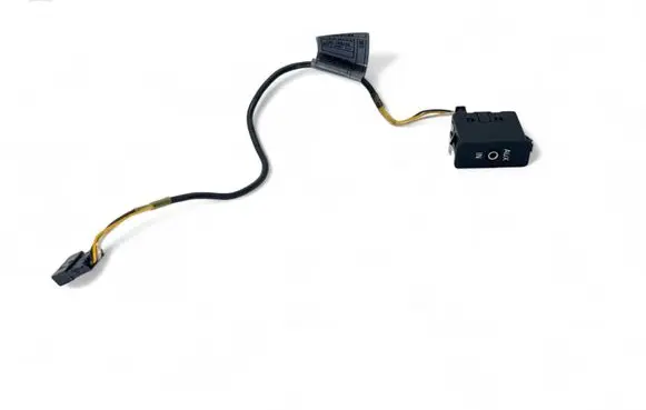BMW 1 E81 E87 AUX in-socket connector 6930561 6940236 61346930561