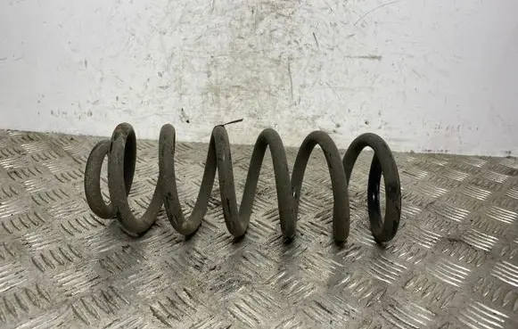 KIA Sorento Rear coil spring