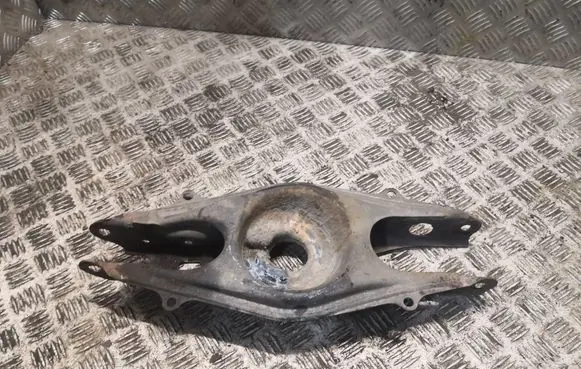 Mercedes-Benz C W204 Rear upper control arm/wishbone 2043503506 A2043503506