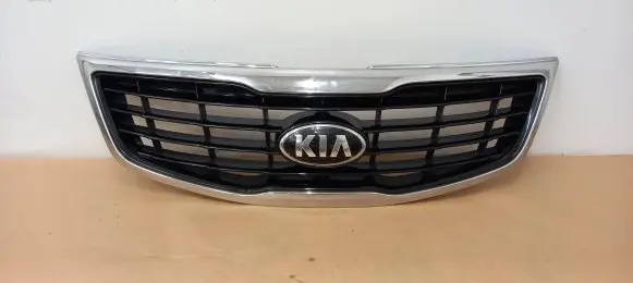 KIA Sportage Front bumper upper radiator grill 863503U510