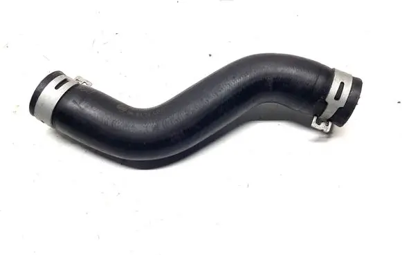 Nissan Navara D23 Engine coolant pipe/hose