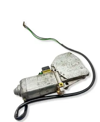Mercedes-Benz S W126 Rear door window regulator motor 0130821036 680243620
