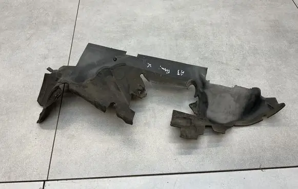 Audi A3 S3 8V Intercooler air guide/duct channel 8V0121283