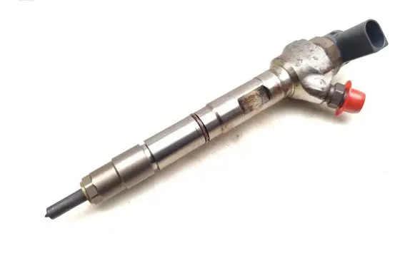Skoda Octavia Mk3 (5E) Fuel injector 04L130277AE