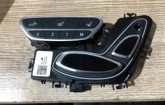 Mercedes-Benz S W222 Seat control switch 2229053801