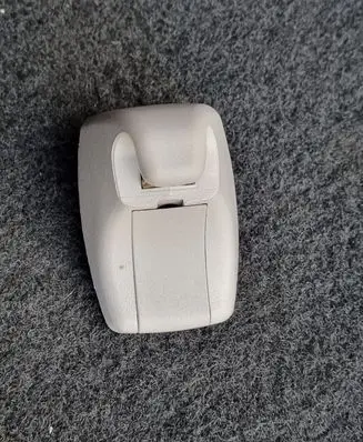 BMW 1 F40 Sun visor clip/hook/bracket 7227032