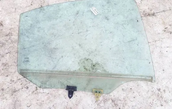 Nissan Primera Rear door window glass 43r00049