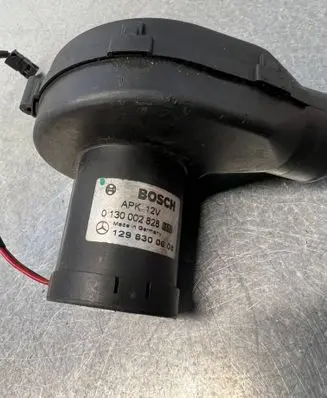 Mercedes-Benz ML W163 Engine control unit/module fan 0130002828