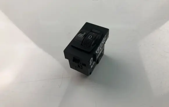 Peugeot 508 II Seat heating switch 96659251XT