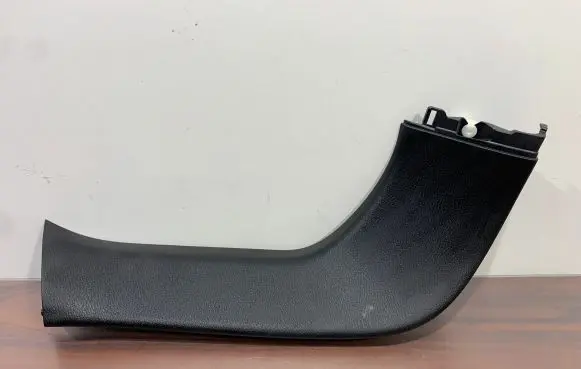 Mitsubishi Outlander IV Tailgate trim 7224A311ZZ