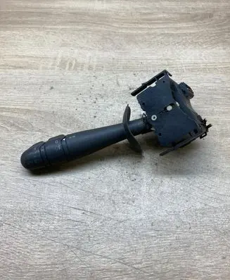 Renault Espace IV Indicator stalk 8200012243