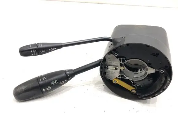 Mercedes-Benz E W211 Wiper turn signal indicator stalk/switch A0085452524