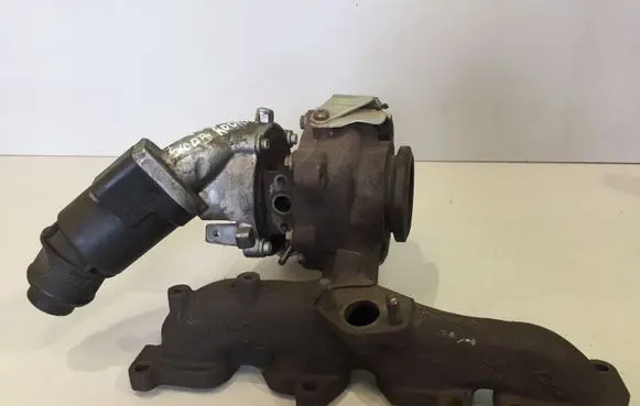 Skoda Roomster (5J) Turbo 03L253056D OE71004740900284 03L971858A