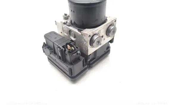 Volvo XC60 ABS Pump 30681619 8G9N-2C405-AC