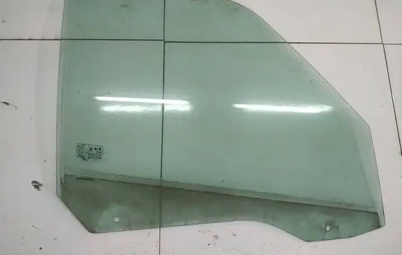Ford Galaxy Front door window glass four-door AS2