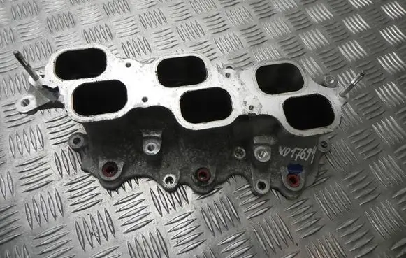 Lexus RX 450H Exhaust manifold VD17694