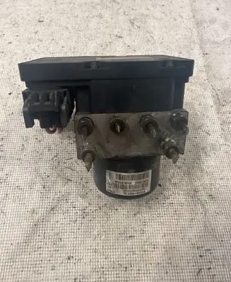 Volvo V70 ABS Pump 8619968 5WK84000 10092504023