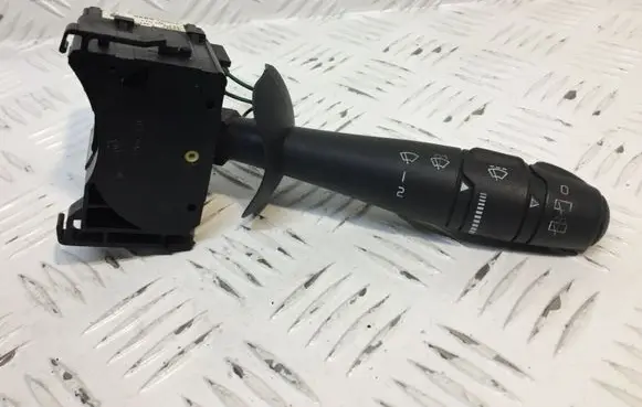Renault Espace III Wiper control stalk 8200328896