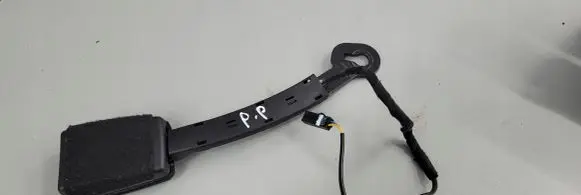 Audi A3 S3 8V Front seatbelt buckle 8V0857756B