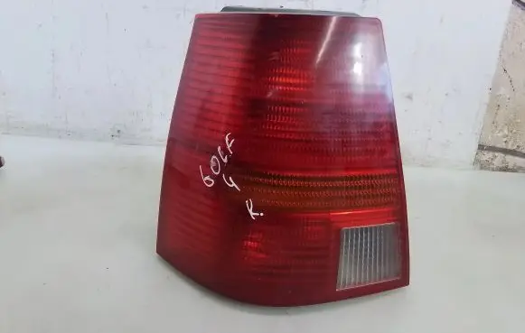 Volkswagen Golf IV Rear/tail lights